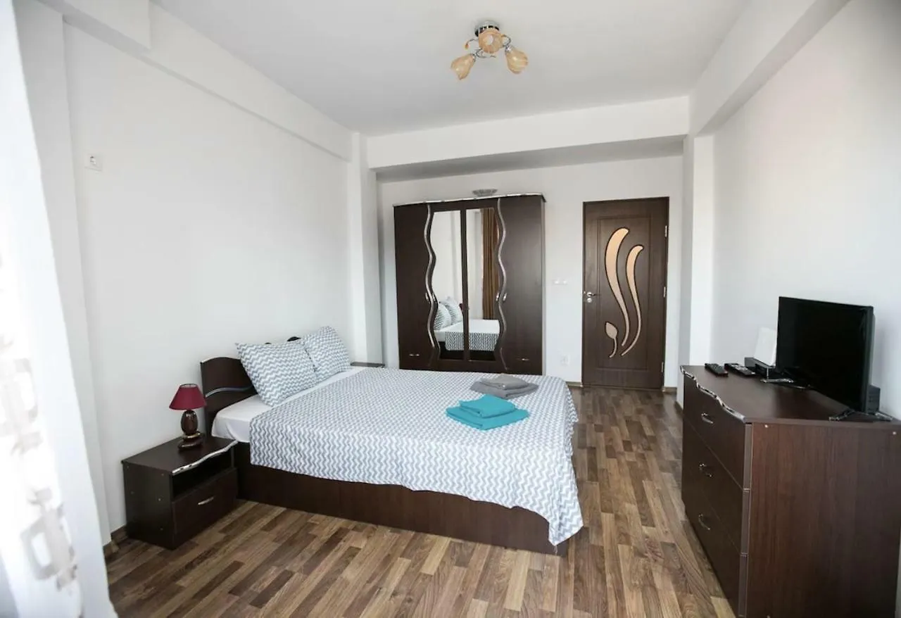 Bright Studio Near The Old Town Apartamento Bucareste